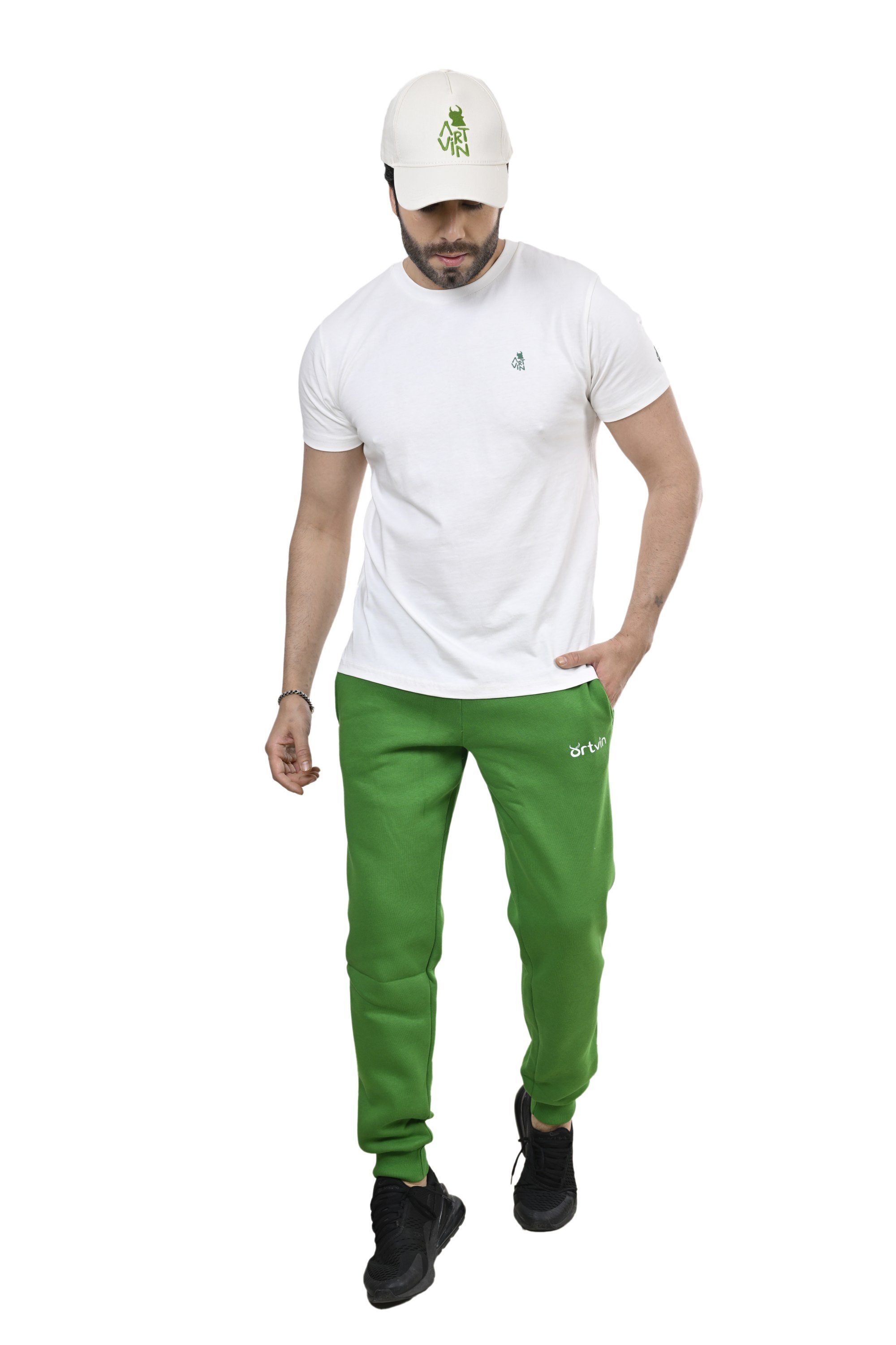 BİSİKLET YAKA GENİŞ KALIP BEYAZ TİŞÖRT