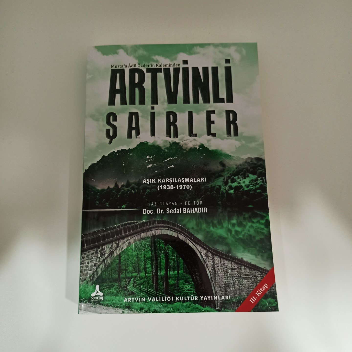 Artvinli Şairler Kitabı / 3. Kitap